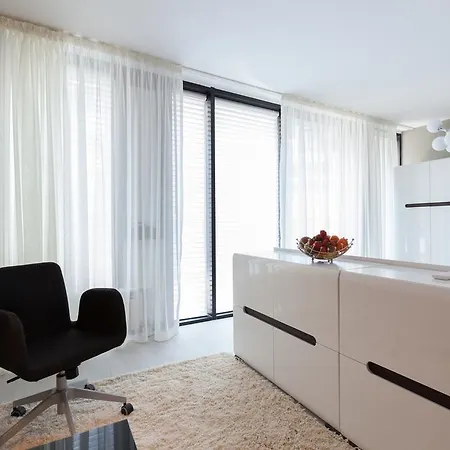 Friendship Lux Apartment